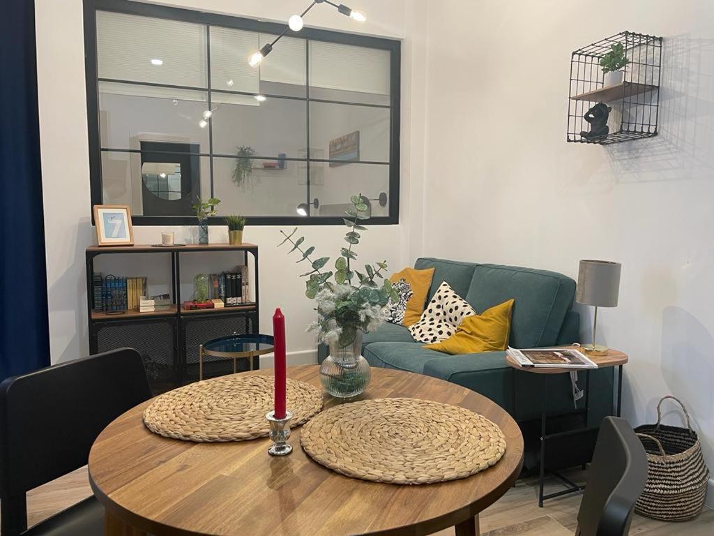 Apartamentos Sol Y Luna La Línea de la Concepción Exterior foto